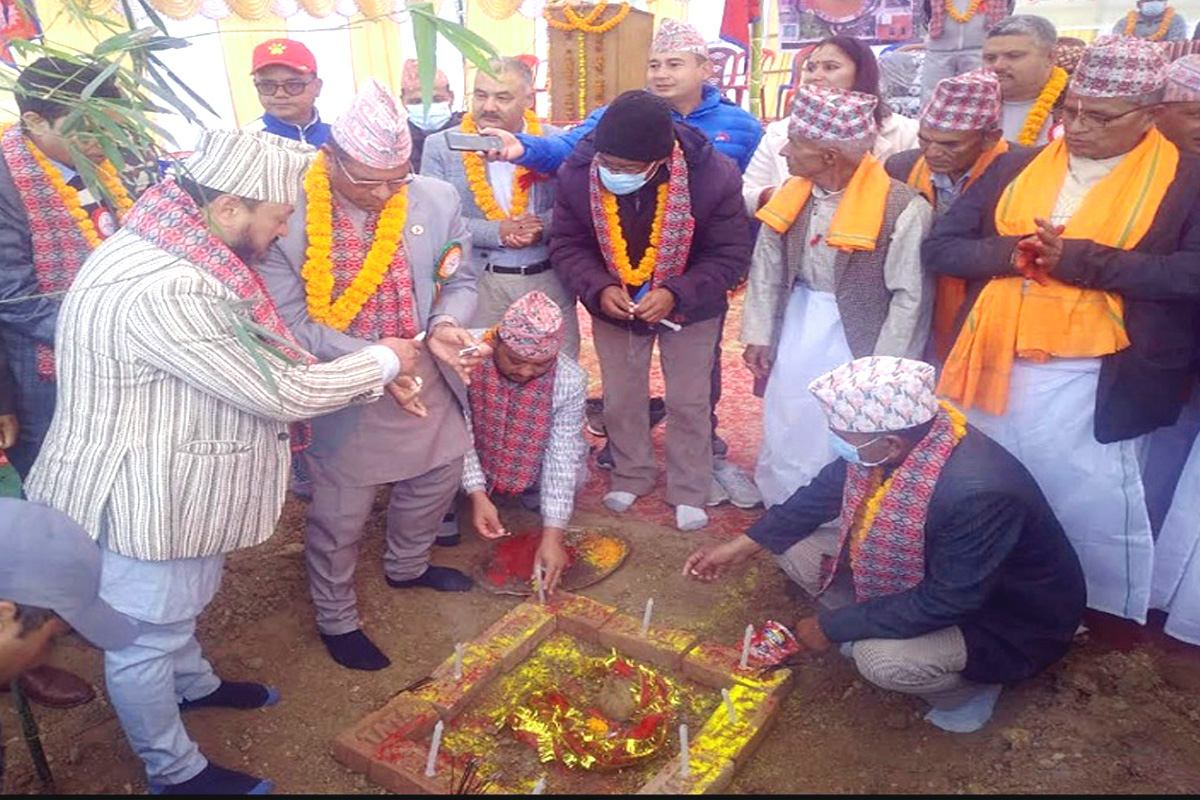 मुख्यमन्त्री शाहीद्धारा सुर्खेत रङ्गशालाको शिलान्यास 